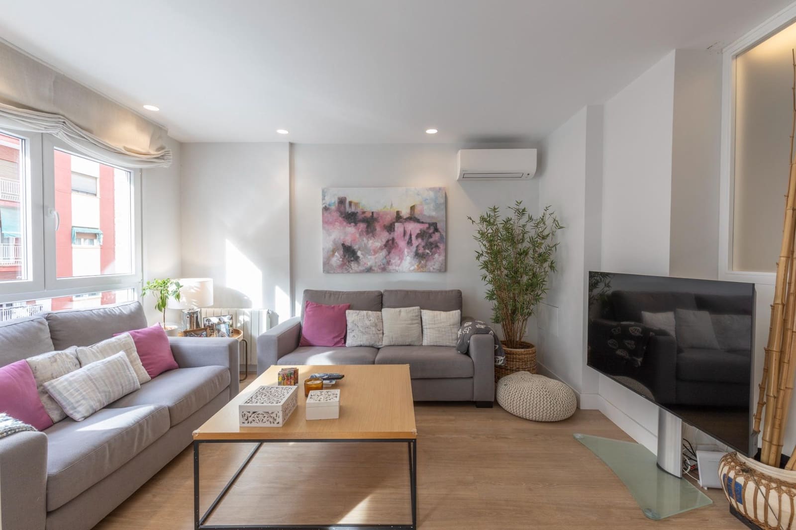 4 soveværelse Lejlighed til salg i Granada by - € 490.000 (Ref: 9752294)