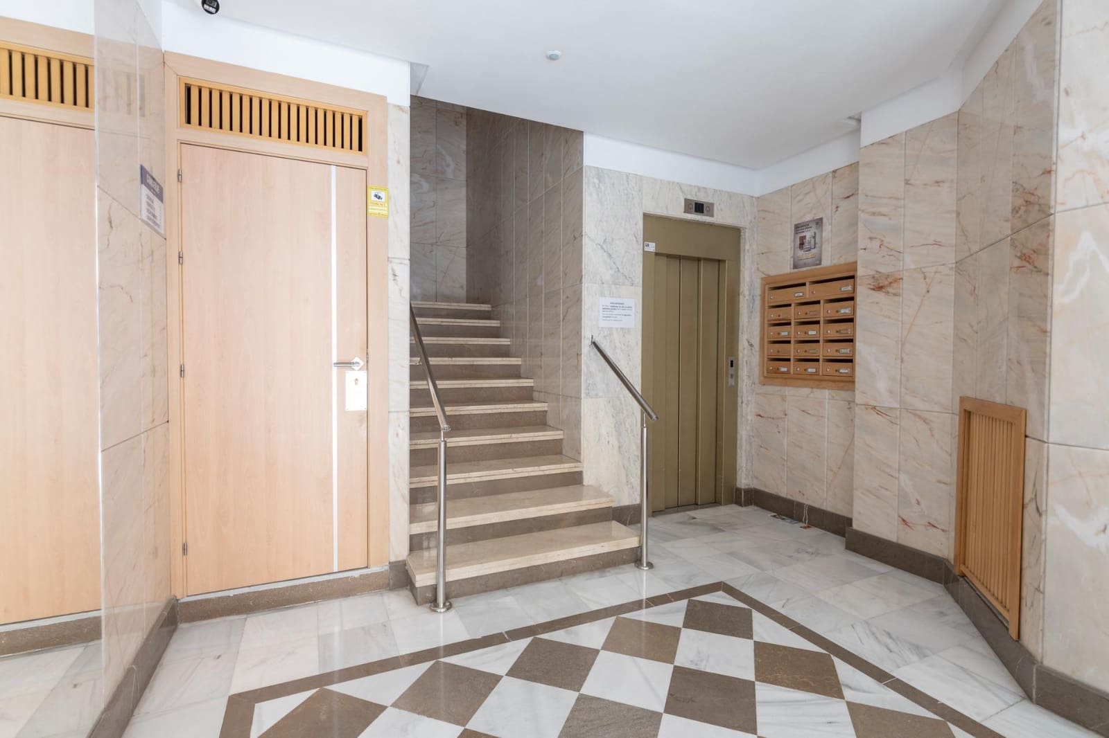 4 soveværelse Lejlighed til salg i Granada by - € 490.000 (Ref: 9752294)