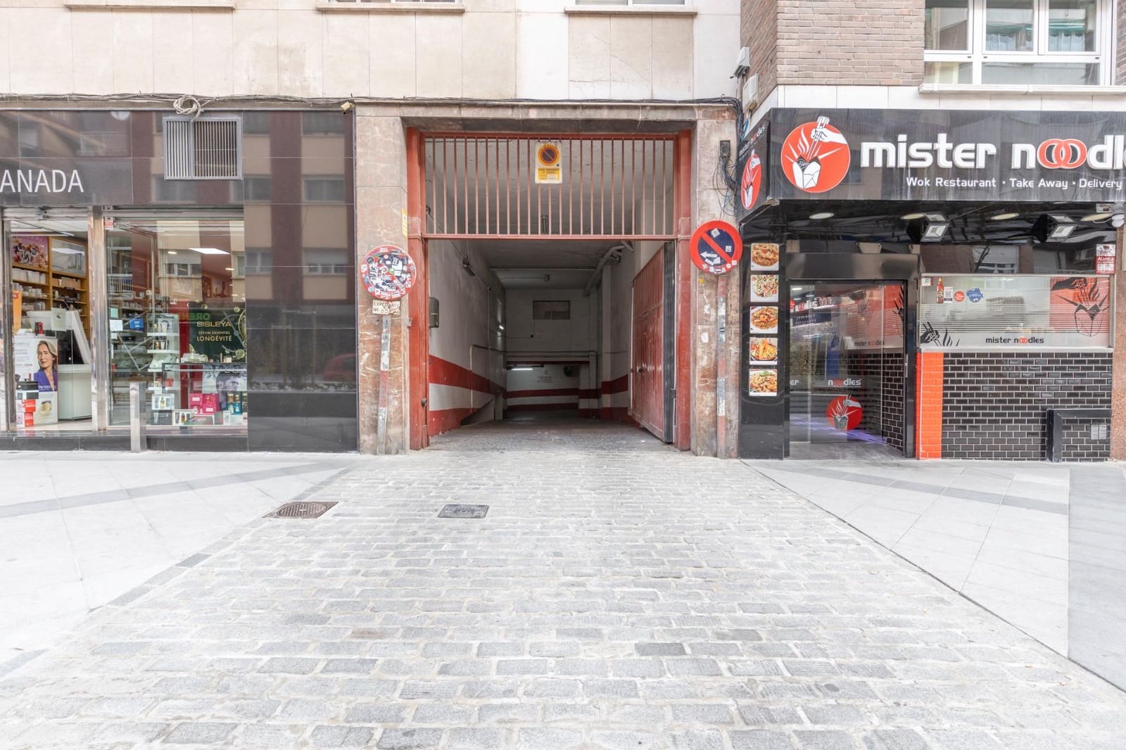 4 soveværelse Lejlighed til salg i Granada by - € 490.000 (Ref: 9752294)