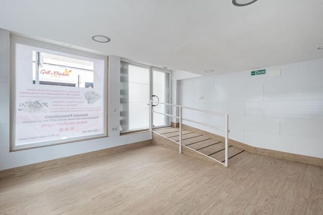 Kommersiell til salgs i Granada by - € 64 900 (Ref: 9752295)