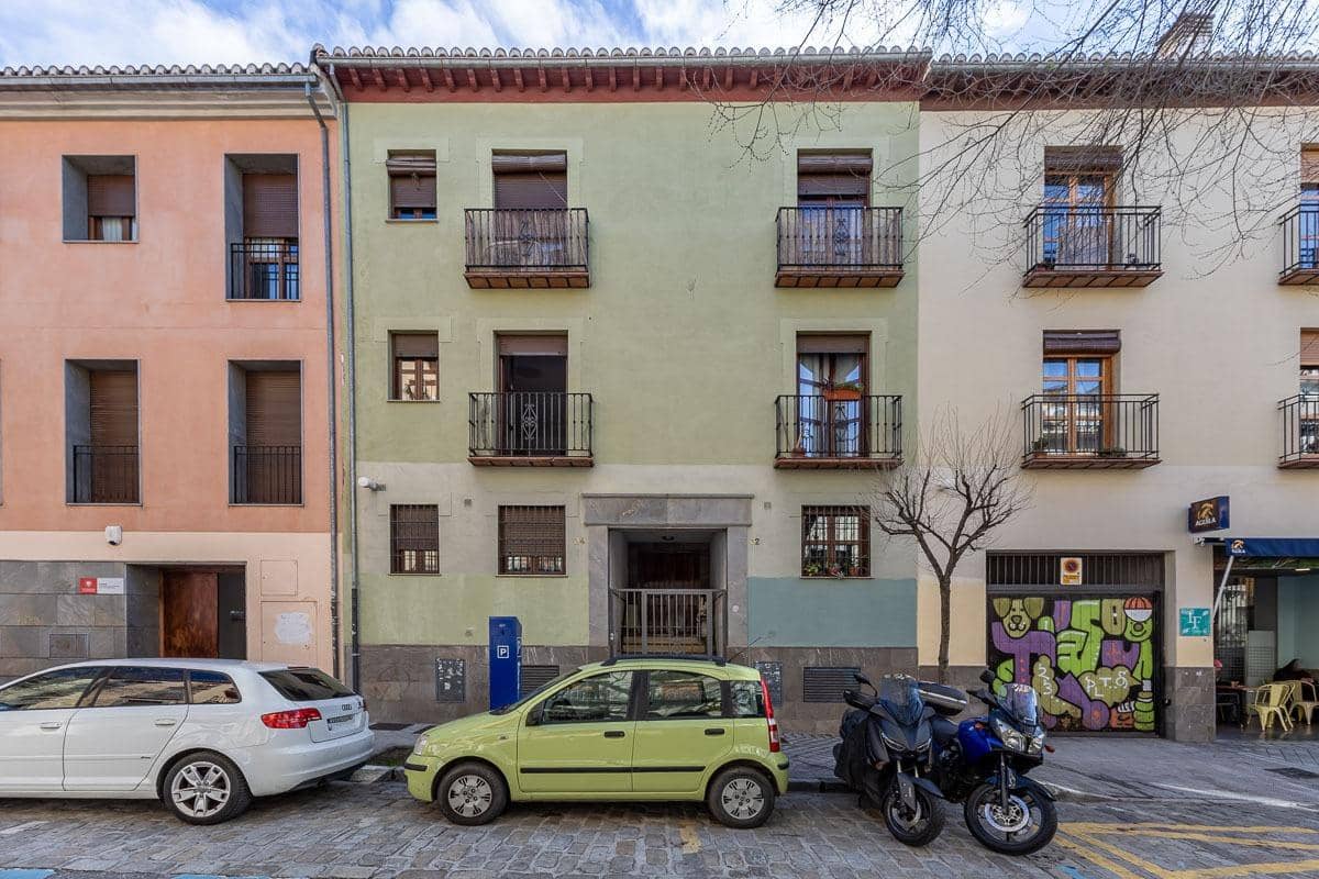 2 sovrum Lägenhet till salu i Granada stad - 245 000 € (Ref: 9752297)