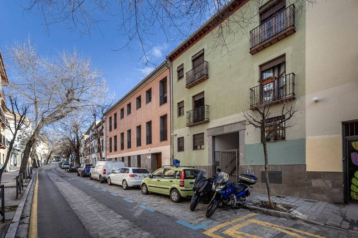 2 sovrum Lägenhet till salu i Granada stad - 245 000 € (Ref: 9752297)