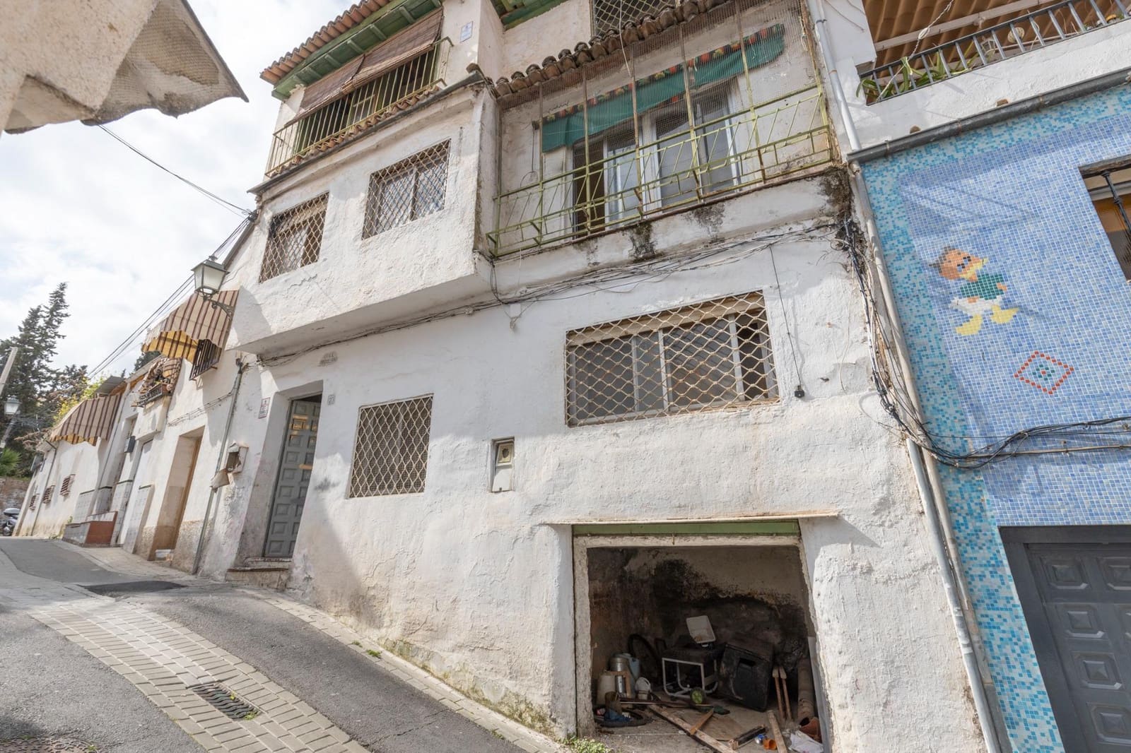 5 soverom Hus til salgs i Granada by med garasje - € 170 000 (Ref: 9752301)