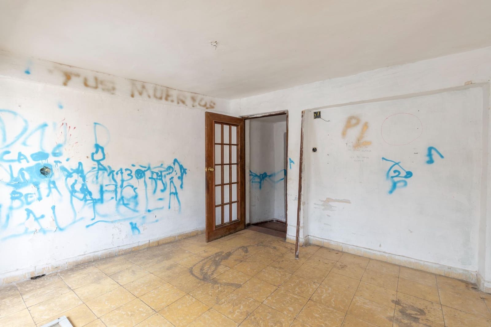 5 soverom Hus til salgs i Granada by med garasje - € 170 000 (Ref: 9752301)