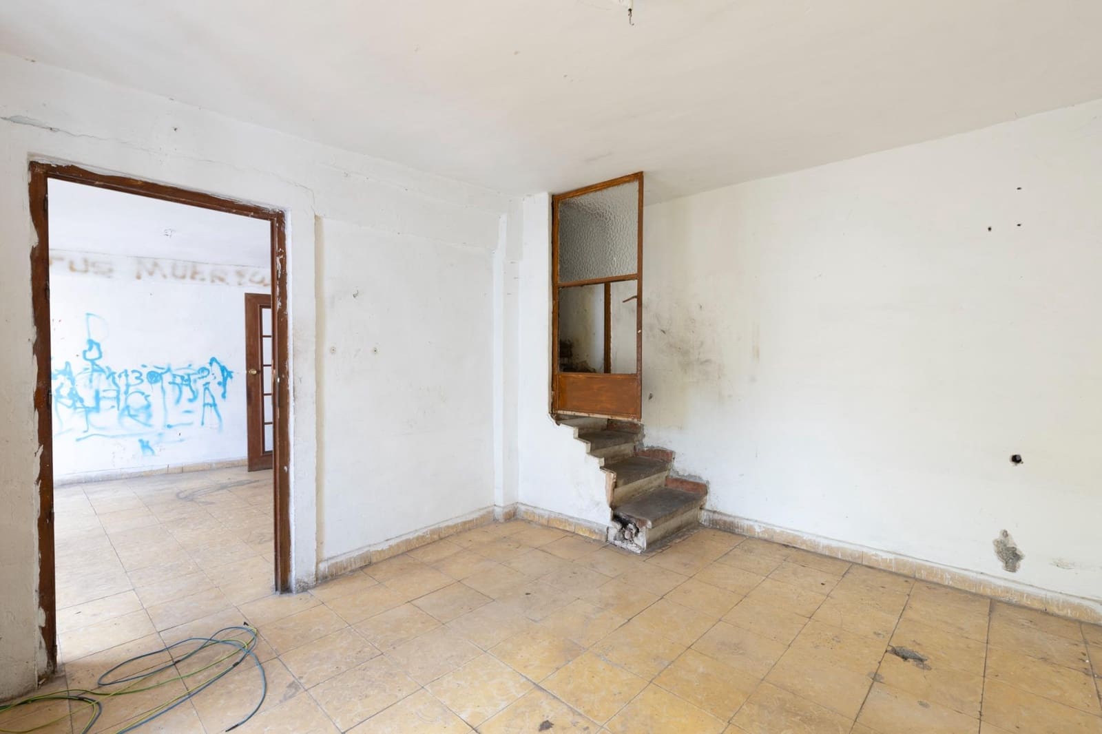 5 soverom Hus til salgs i Granada by med garasje - € 170 000 (Ref: 9752301)