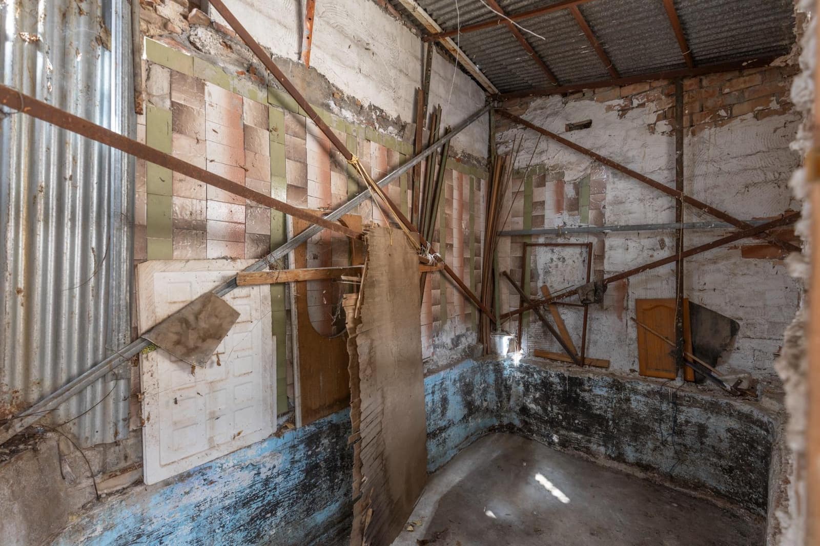 5 soverom Hus til salgs i Granada by med garasje - € 170 000 (Ref: 9752301)