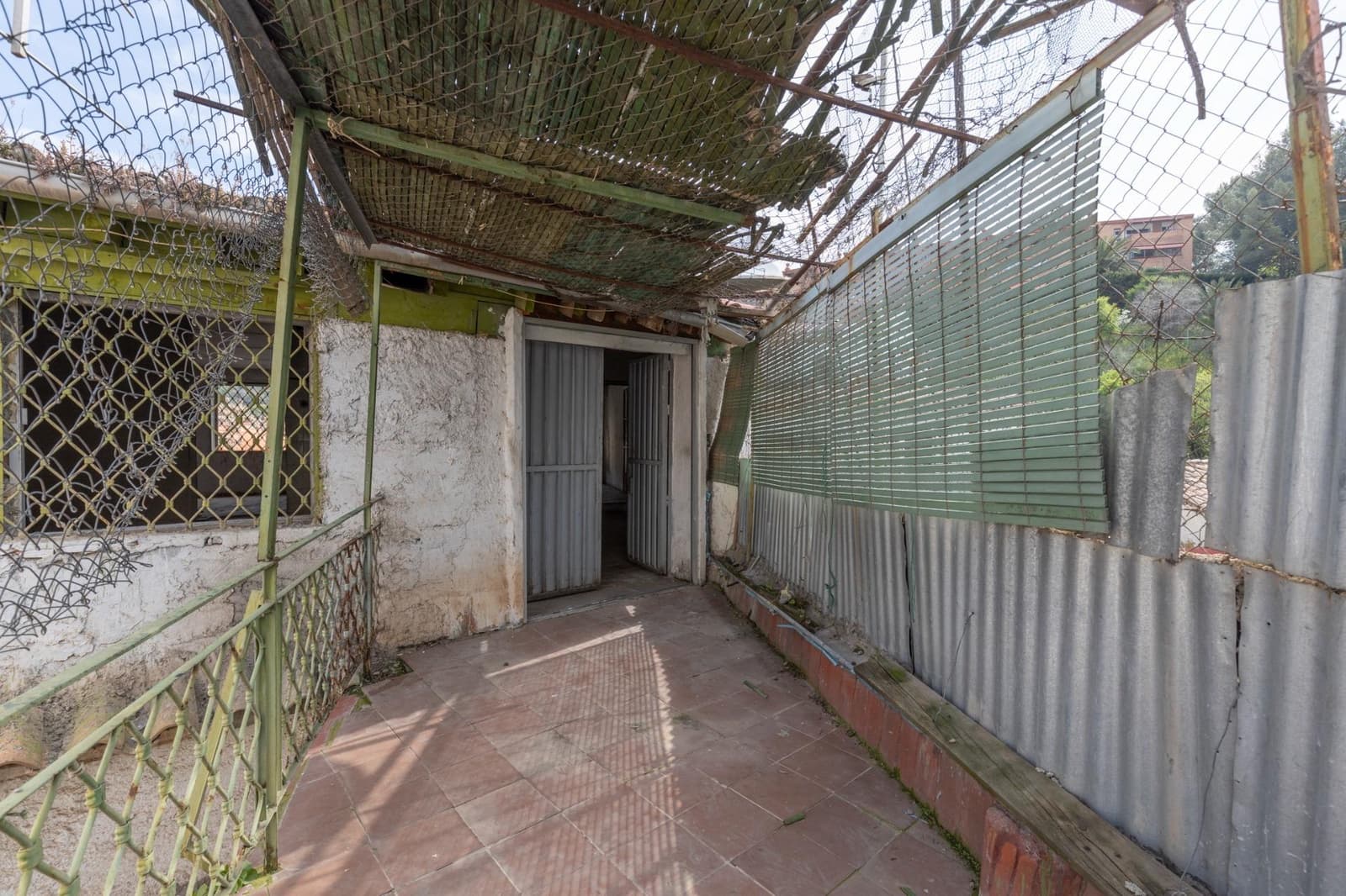 5 soverom Hus til salgs i Granada by med garasje - € 170 000 (Ref: 9752301)