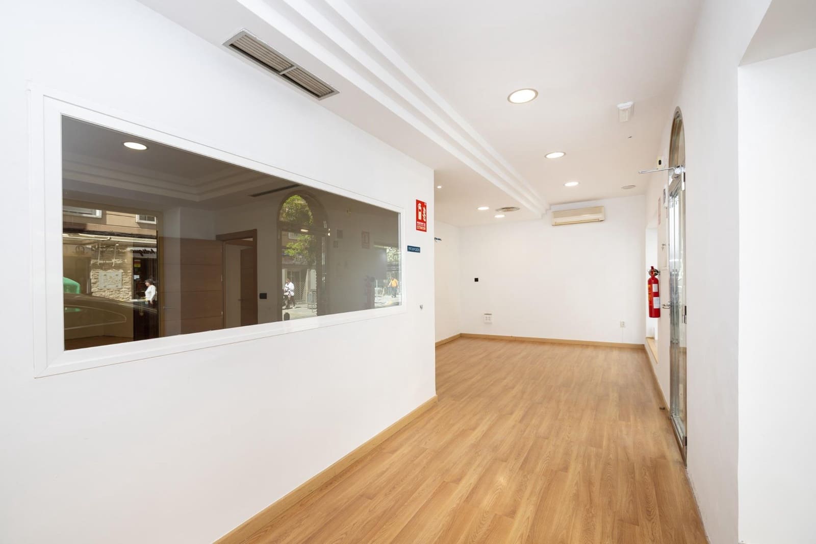 Commerciale in vendita in Granada citta - 269.000 € (Rif: 9755960)