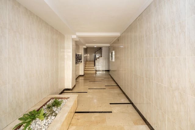 3 soverom Leilighet til salgs i Granada by - € 219 000 (Ref: 9755962)