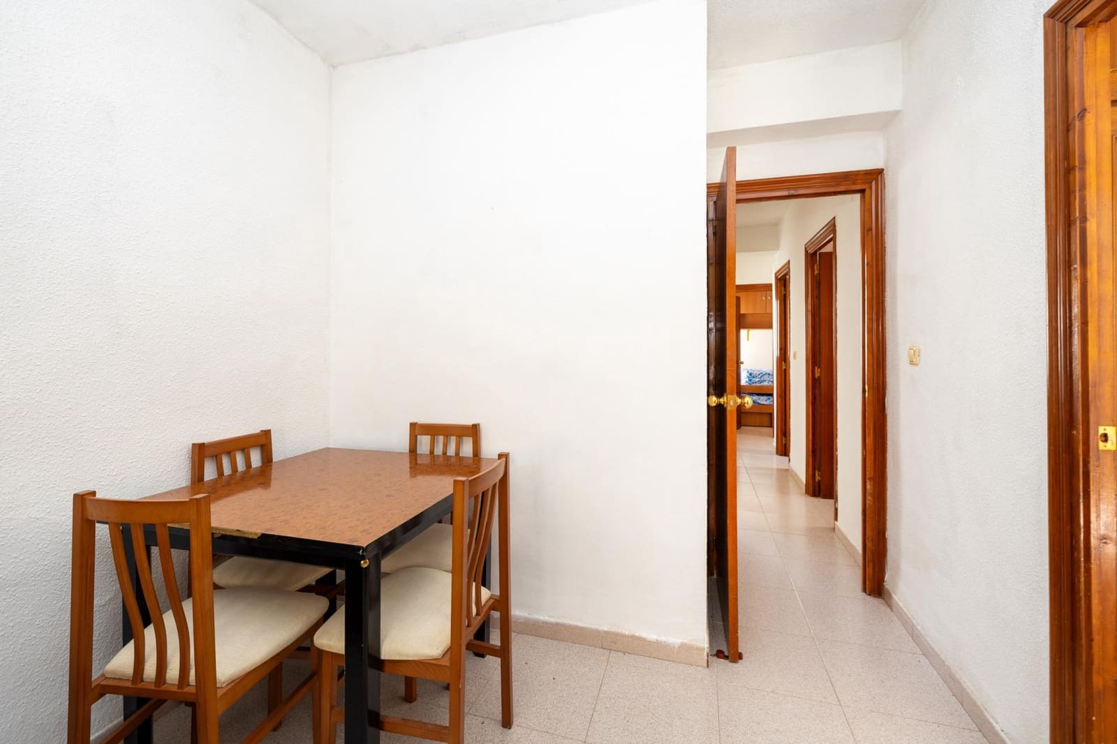 3 soverom Leilighet til salgs i Granada by - € 219 000 (Ref: 9755962)