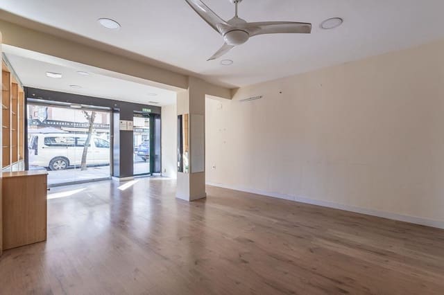 Commerciale in vendita in Zaidin, Granada città - 115.000 € (Rif: 9755963)