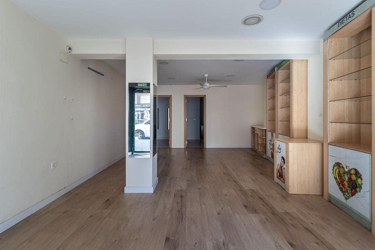 Commerciale in vendita in Granada citta - 115.000 € (Rif: 9755963)