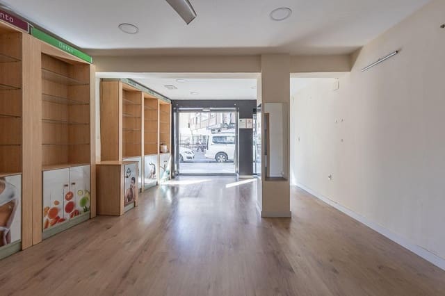 Commerciale in vendita in Zaidin, Granada città - 115.000 € (Rif: 9755963)