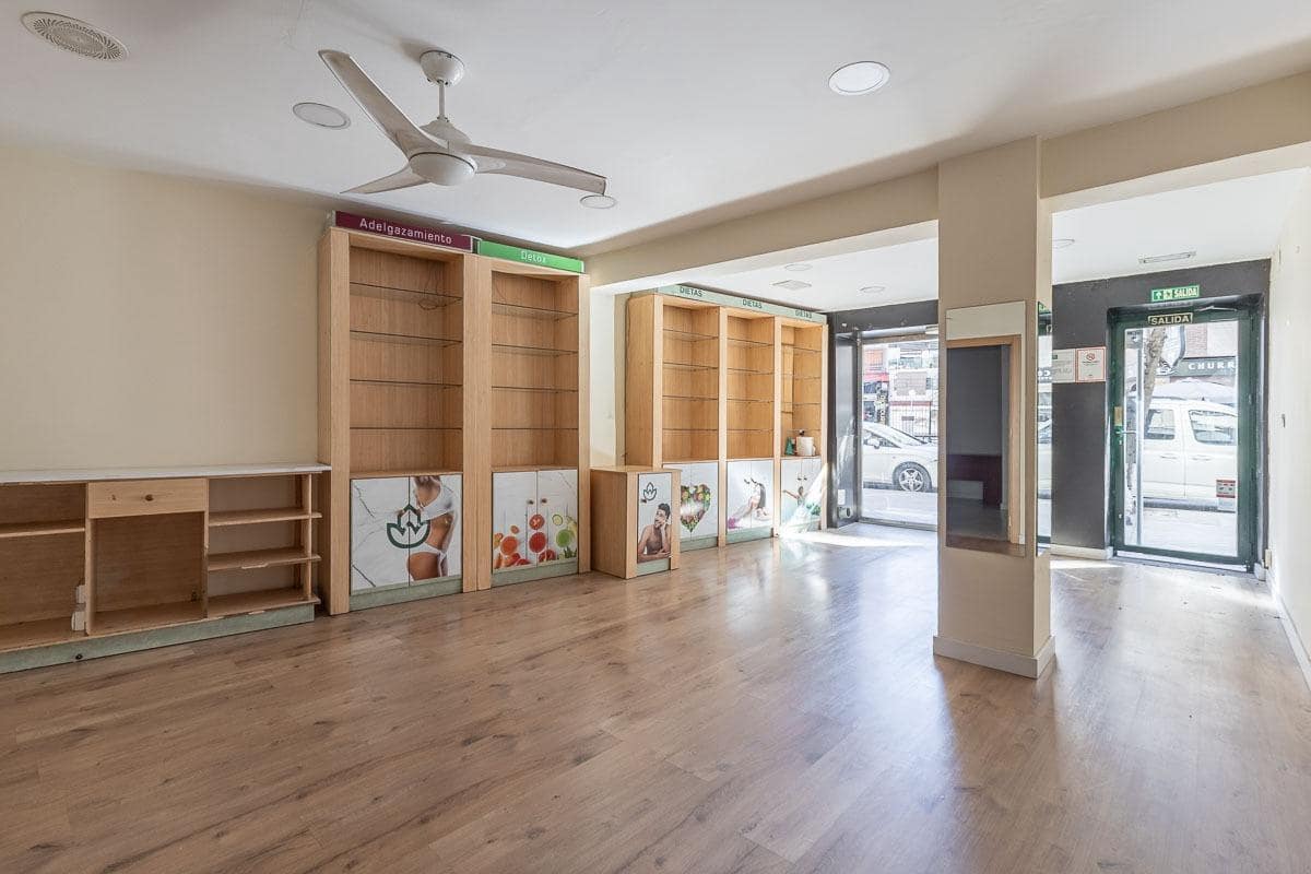 Commerciale in vendita in Granada citta - 115.000 € (Rif: 9755963)