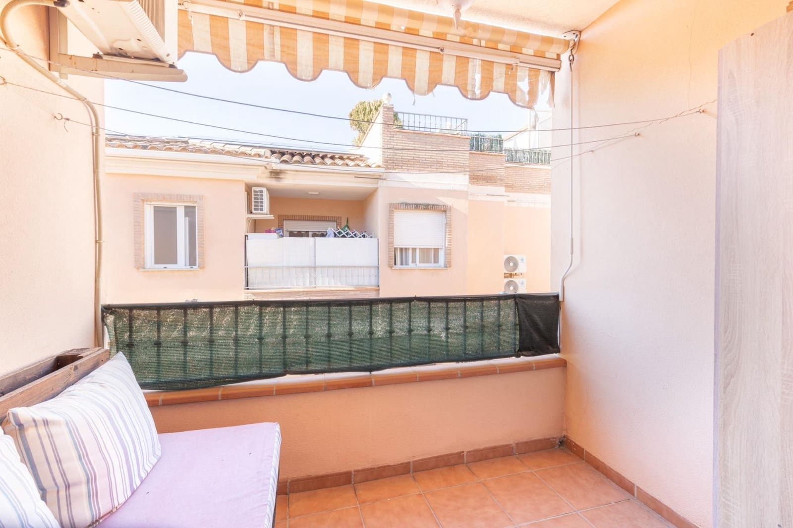 3 soverom Leilighet til salgs i Churriana de la Vega med garasje - € 219 000 (Ref: 9755964)