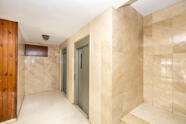 3 sypialnia Mieszkanie na sprzedaż w Miasto Grenada - 260 000 € (Ref: 9755965)