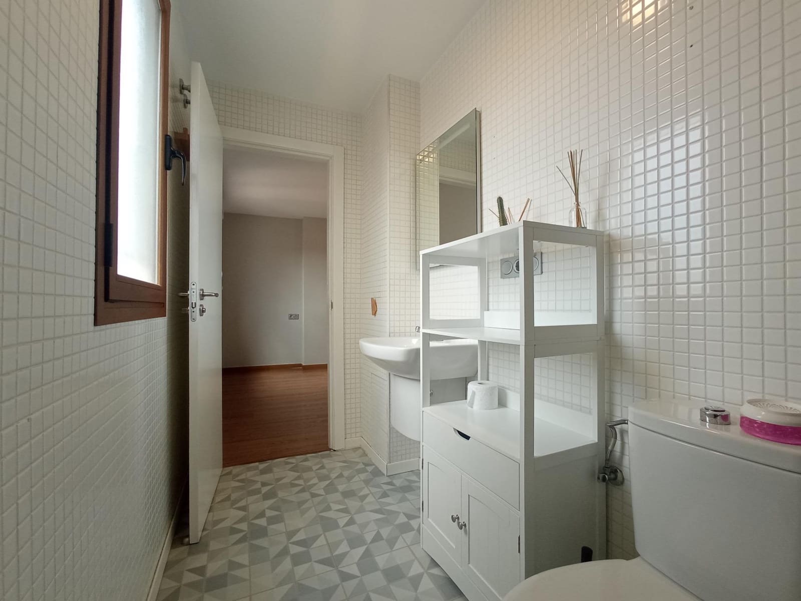 2 makuuhuone Kattohuoneisto vuokrattavana paikassa Ogijares mukana 
autotalli - 850 € (Ref: 9755966)