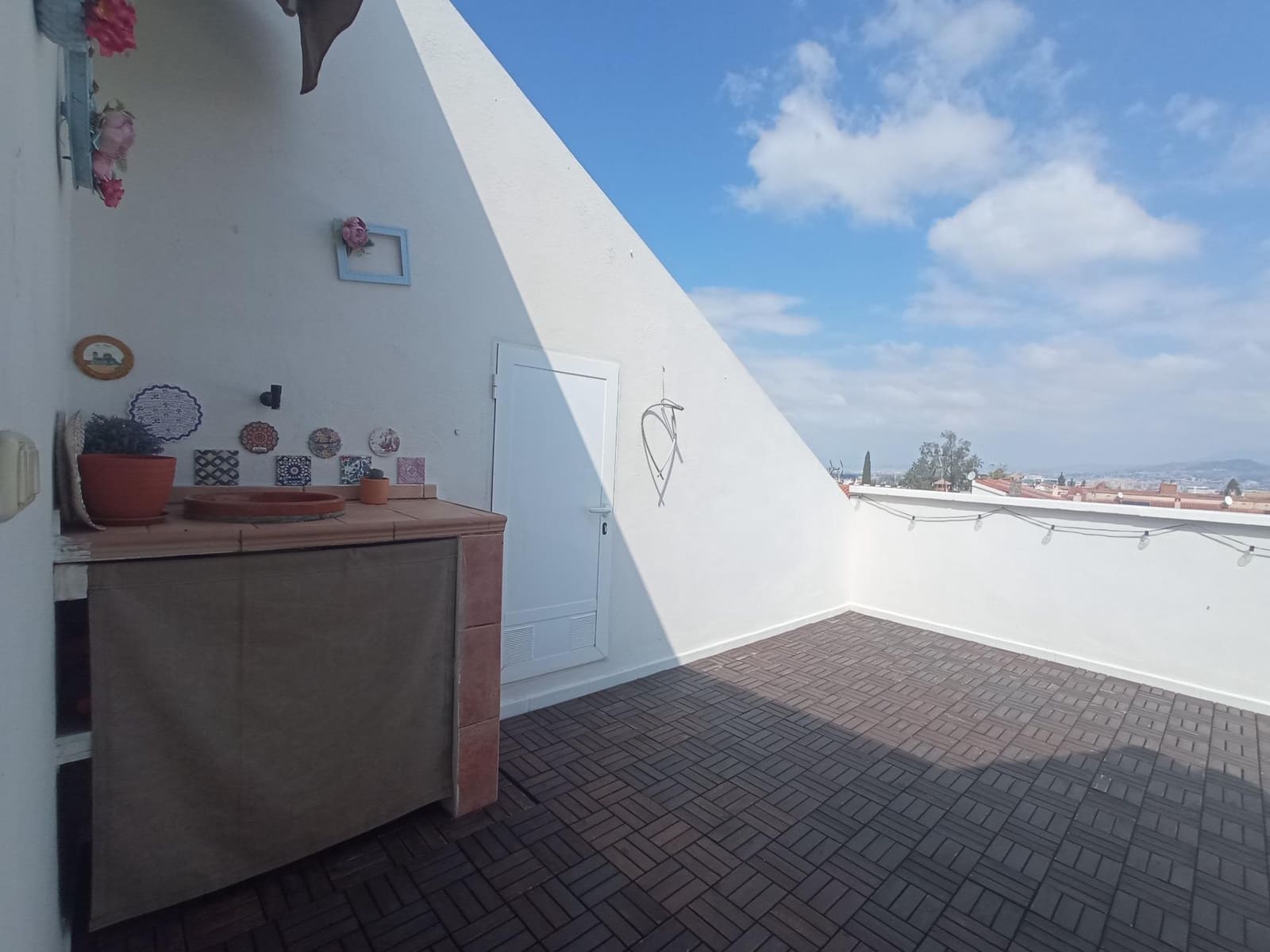 2 makuuhuone Kattohuoneisto vuokrattavana paikassa Ogijares mukana 
autotalli - 850 € (Ref: 9755966)