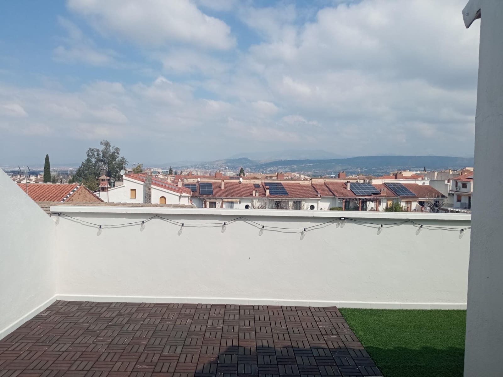 2 makuuhuone Kattohuoneisto vuokrattavana paikassa Ogijares mukana 
autotalli - 850 € (Ref: 9755966)