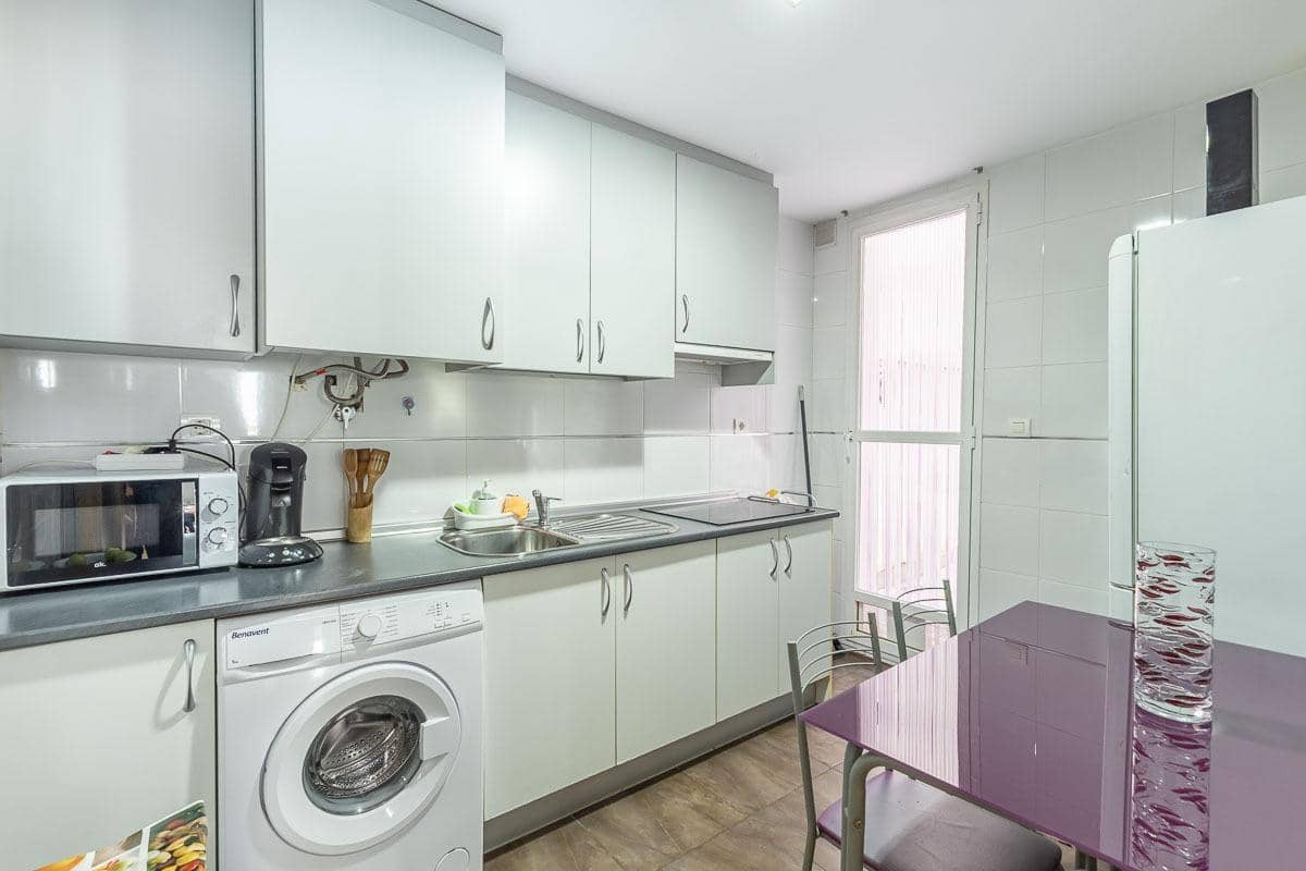 3 soverom Leilighet til salgs i Atarfe med garasje - € 148 000 (Ref: 9755967)