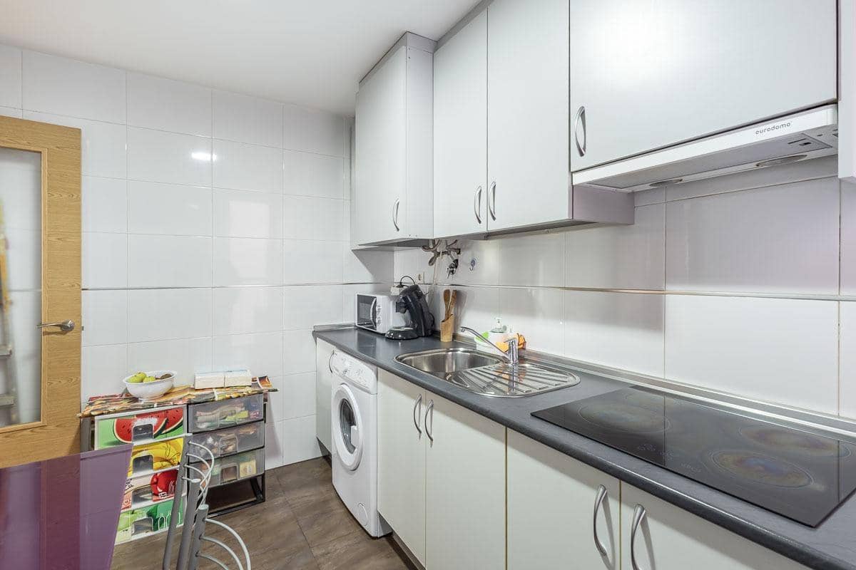 3 soverom Leilighet til salgs i Atarfe med garasje - € 148 000 (Ref: 9755967)