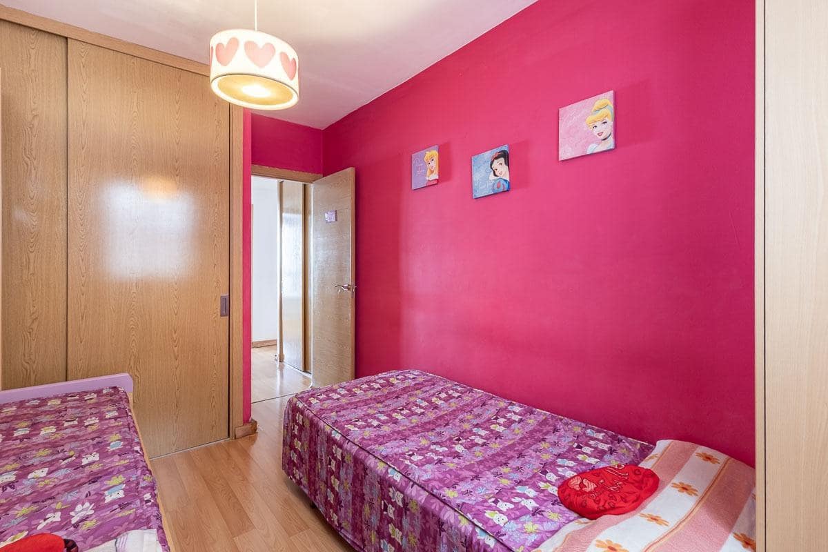 3 soverom Leilighet til salgs i Atarfe med garasje - € 148 000 (Ref: 9755967)