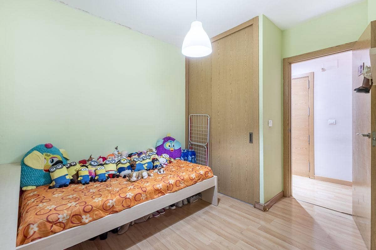 3 soverom Leilighet til salgs i Atarfe med garasje - € 148 000 (Ref: 9755967)