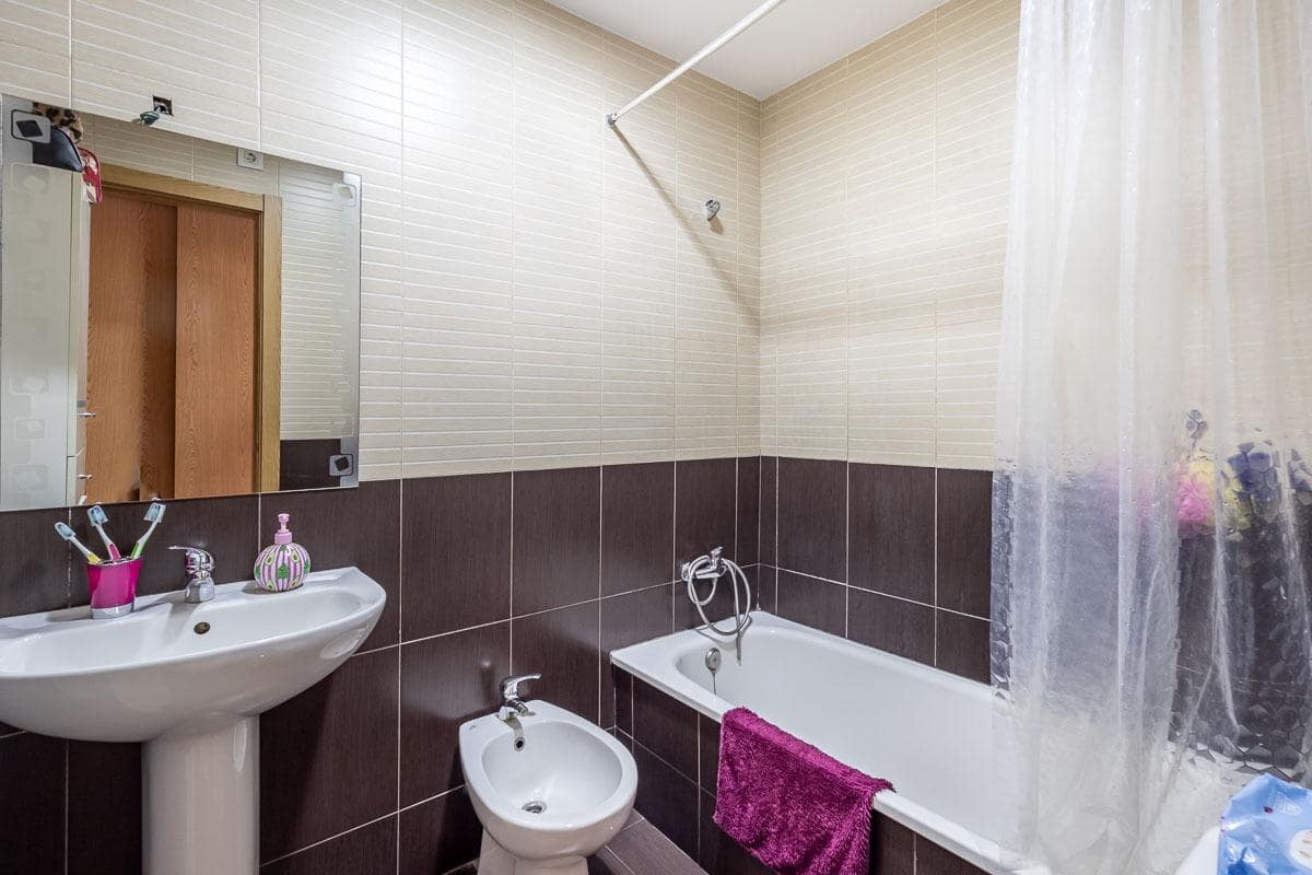 3 soverom Leilighet til salgs i Atarfe med garasje - € 148 000 (Ref: 9755967)