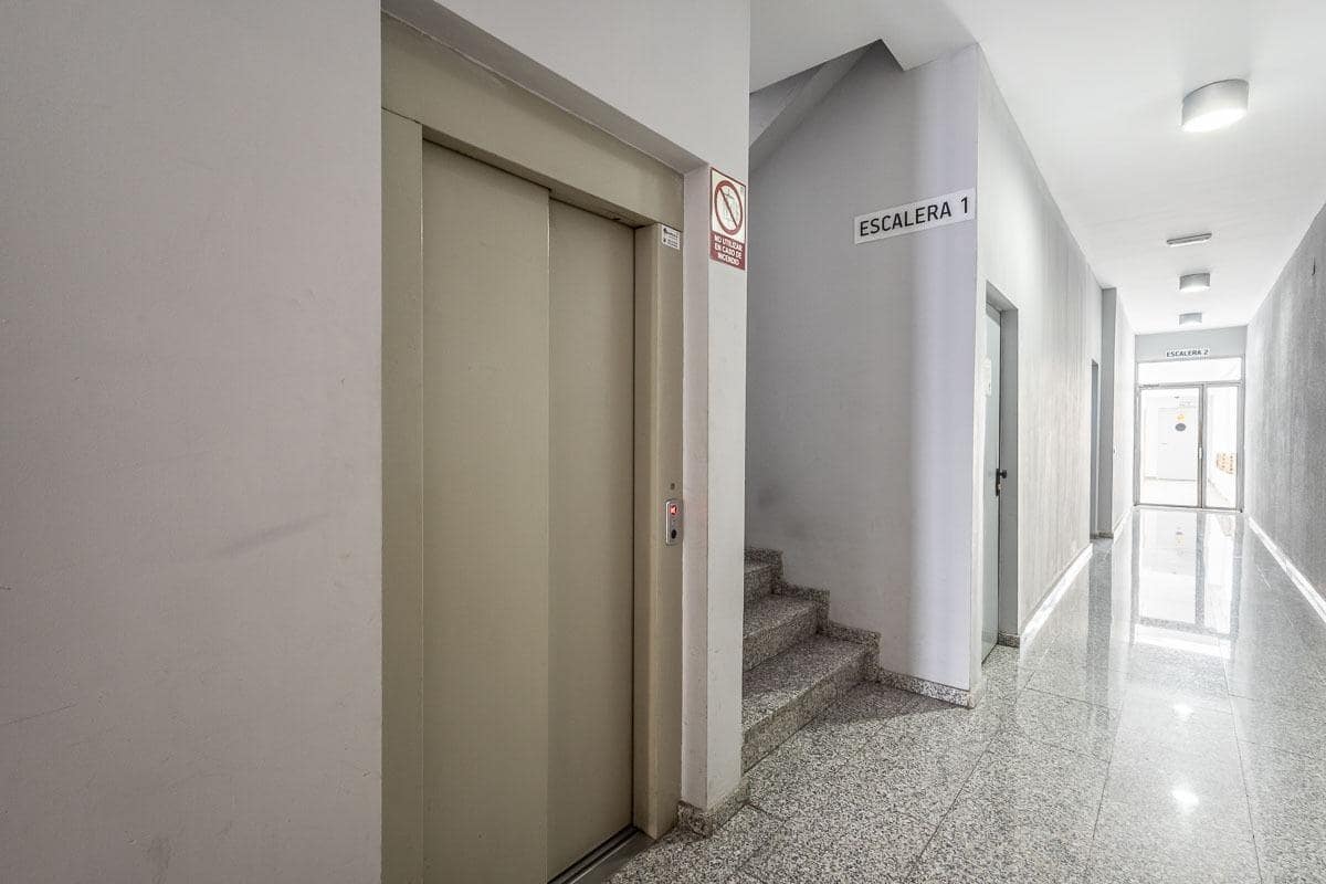 3 soverom Leilighet til salgs i Atarfe med garasje - € 148 000 (Ref: 9755967)