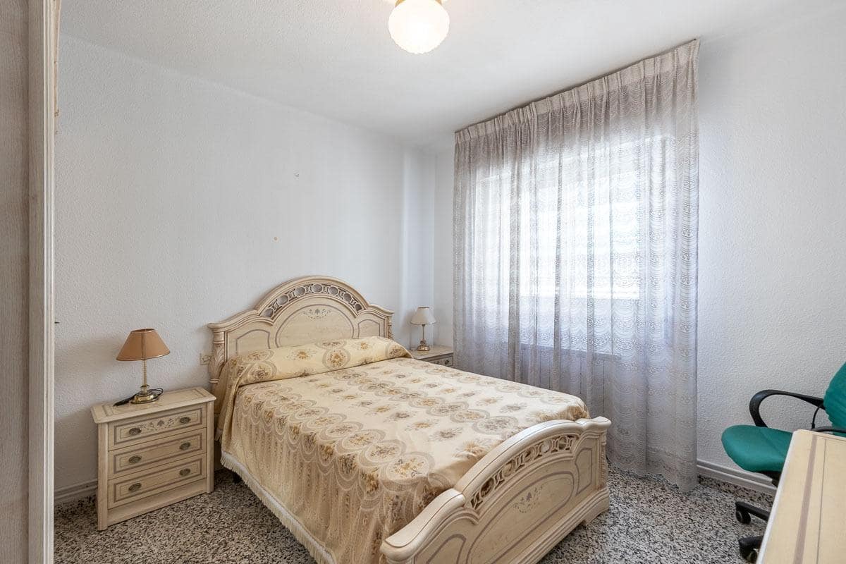 3 soverom Leilighet til salgs i Granada by - € 248 000 (Ref: 9755968)