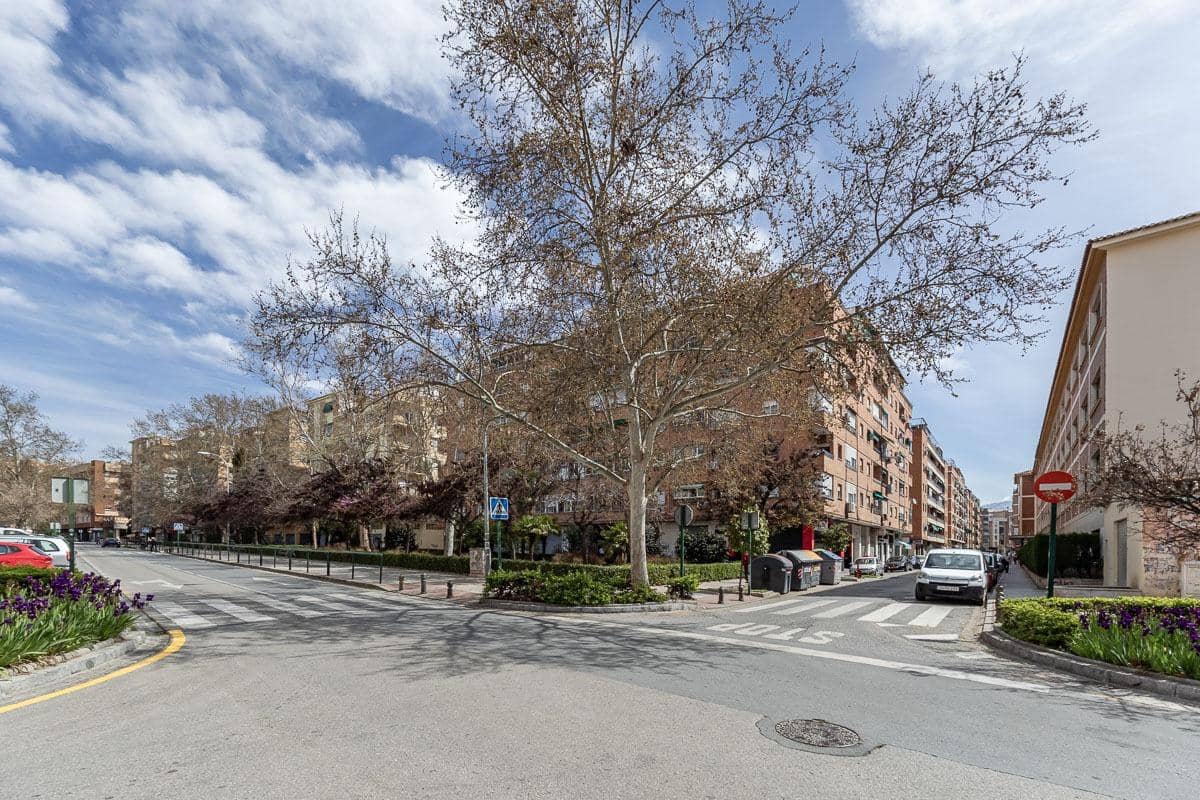 3 soverom Leilighet til salgs i Granada by - € 248 000 (Ref: 9755968)