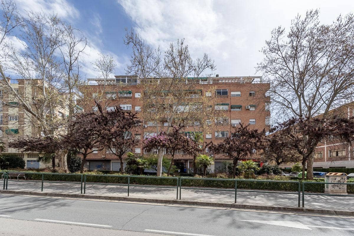 3 soverom Leilighet til salgs i Granada by - € 248 000 (Ref: 9755968)