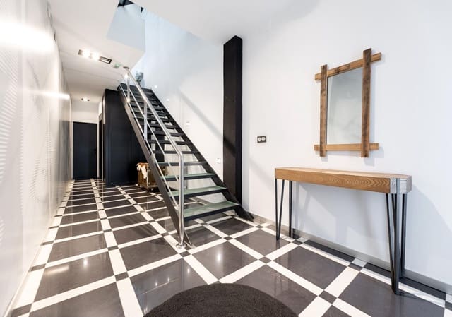 3 bedroom Townhouse for sale in Armilla with garage - € 599,000 (Ref: 9755970)