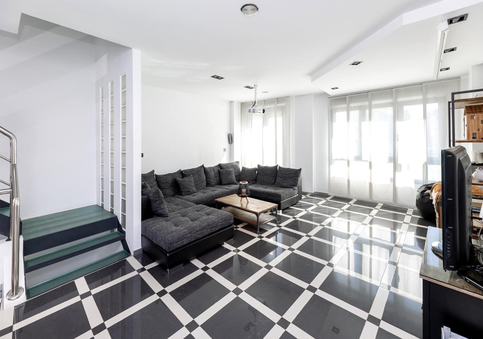 3 bedroom Townhouse for sale in Armilla with garage - € 599,000 (Ref: 9755970)