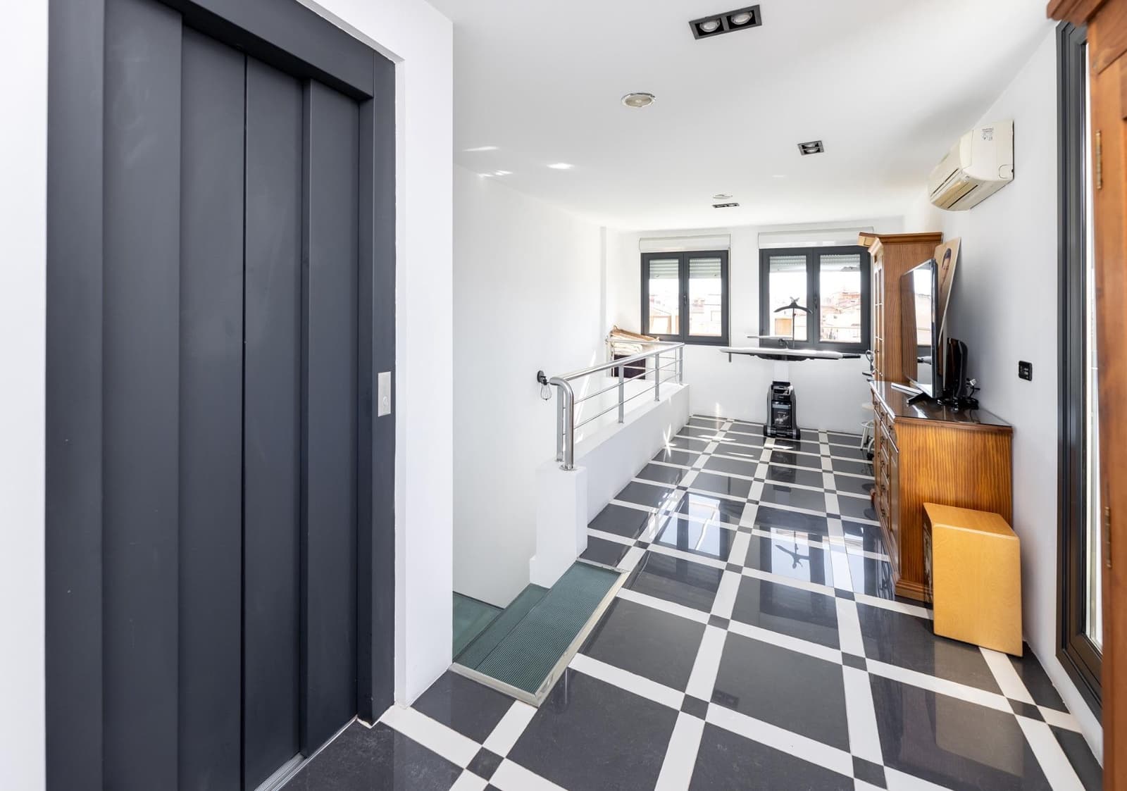 3 bedroom Townhouse for sale in Armilla with garage - € 599,000 (Ref: 9755970)