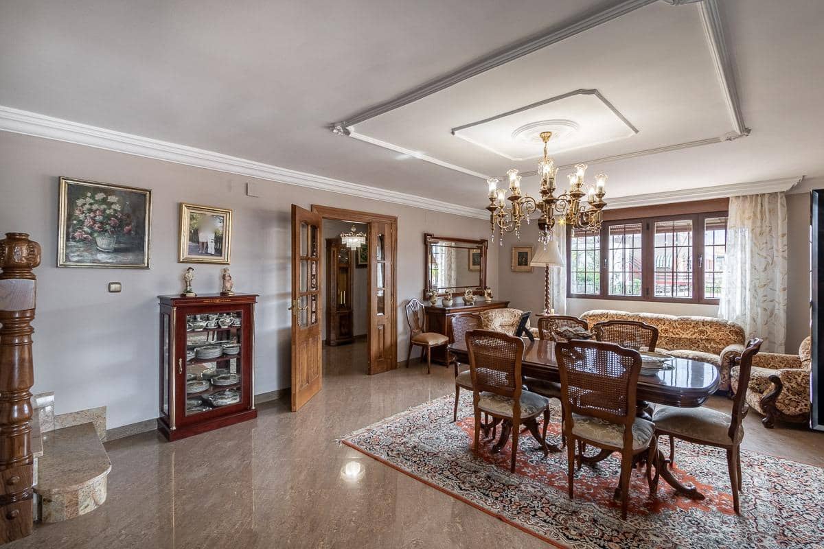 7 quarto Quinta/Casa Rural para venda em Huetor Vega com piscina garagem - 790 000 € (Ref: 9755971)