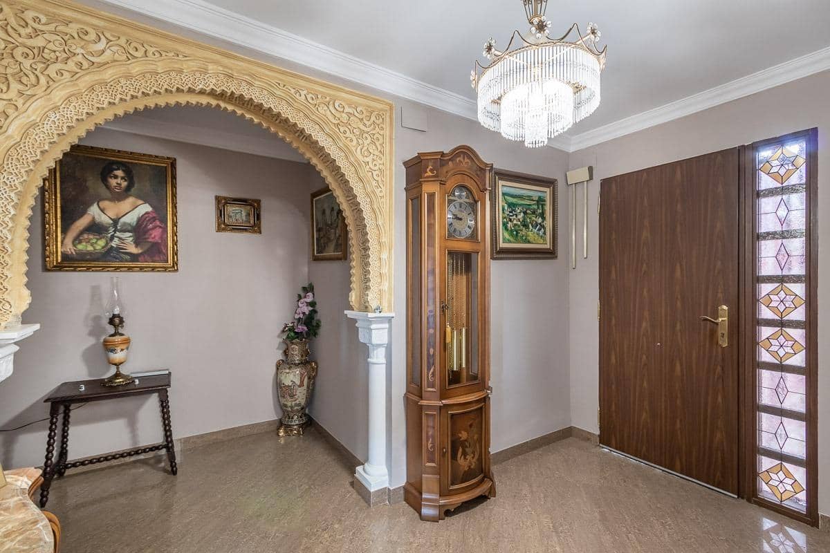 7 quarto Quinta/Casa Rural para venda em Huetor Vega com piscina garagem - 790 000 € (Ref: 9755971)