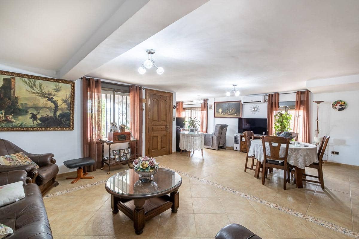 7 quarto Quinta/Casa Rural para venda em Huetor Vega com piscina garagem - 790 000 € (Ref: 9755971)