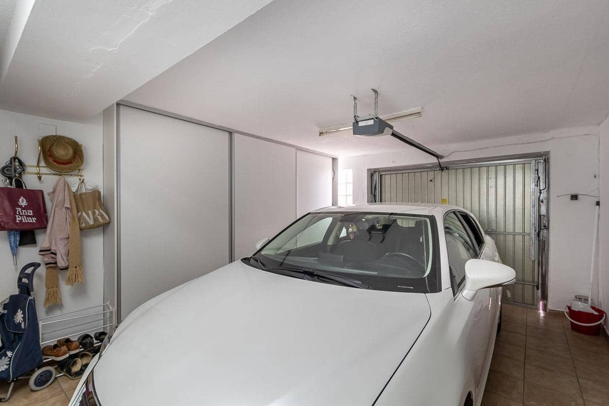 7 quarto Quinta/Casa Rural para venda em Huetor Vega com piscina garagem - 790 000 € (Ref: 9755971)