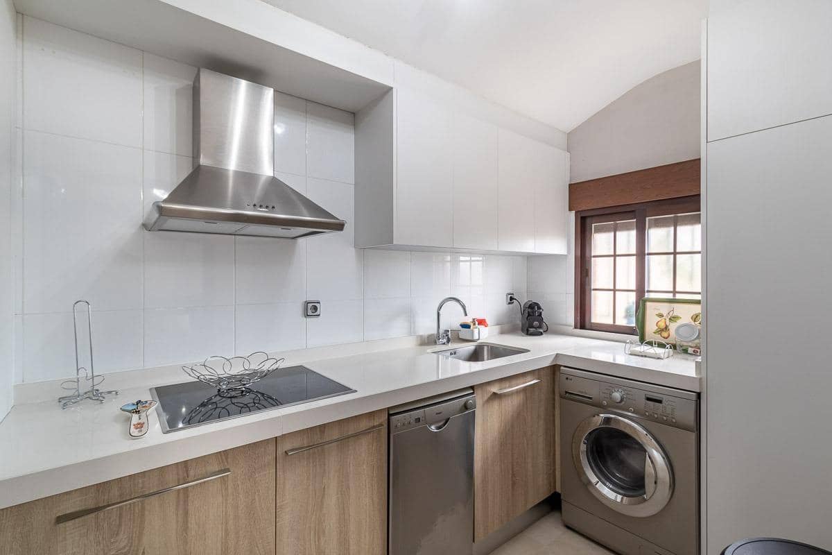 7 quarto Quinta/Casa Rural para venda em Huetor Vega com piscina garagem - 790 000 € (Ref: 9755971)