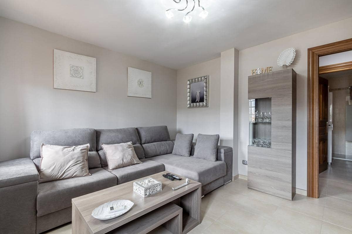 7 quarto Quinta/Casa Rural para venda em Huetor Vega com piscina garagem - 790 000 € (Ref: 9755971)