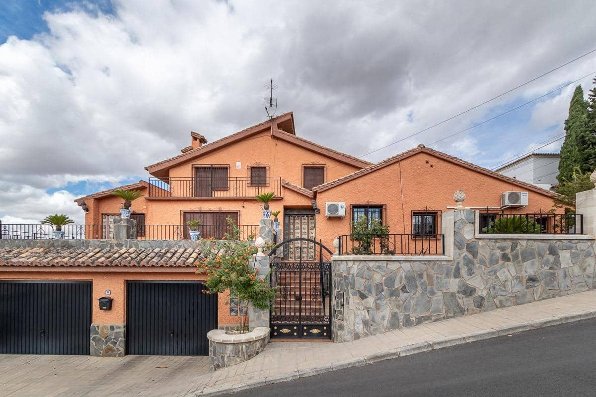 7 quarto Quinta/Casa Rural para venda em Huetor Vega com piscina garagem - 790 000 € (Ref: 9755971)