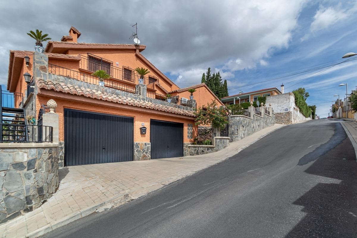 7 quarto Quinta/Casa Rural para venda em Huetor Vega com piscina garagem - 790 000 € (Ref: 9755971)