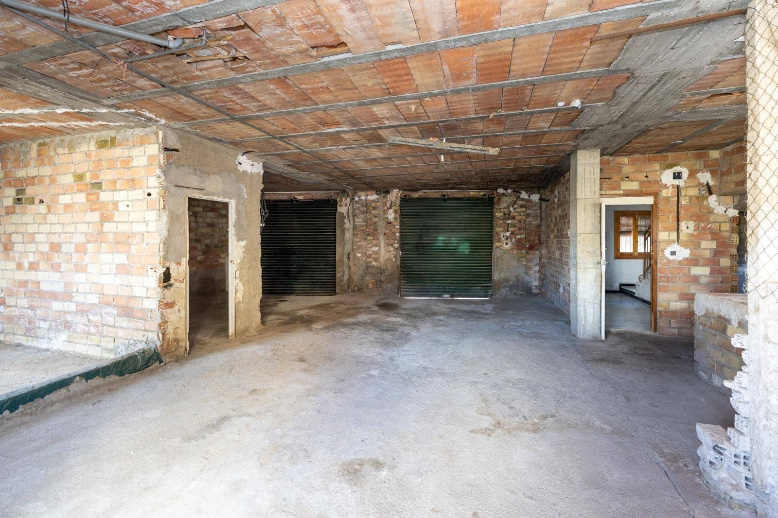 5 soverom Villa til salgs i La Zubia med svømmebasseng garasje - € 225 000 (Ref: 9758224)