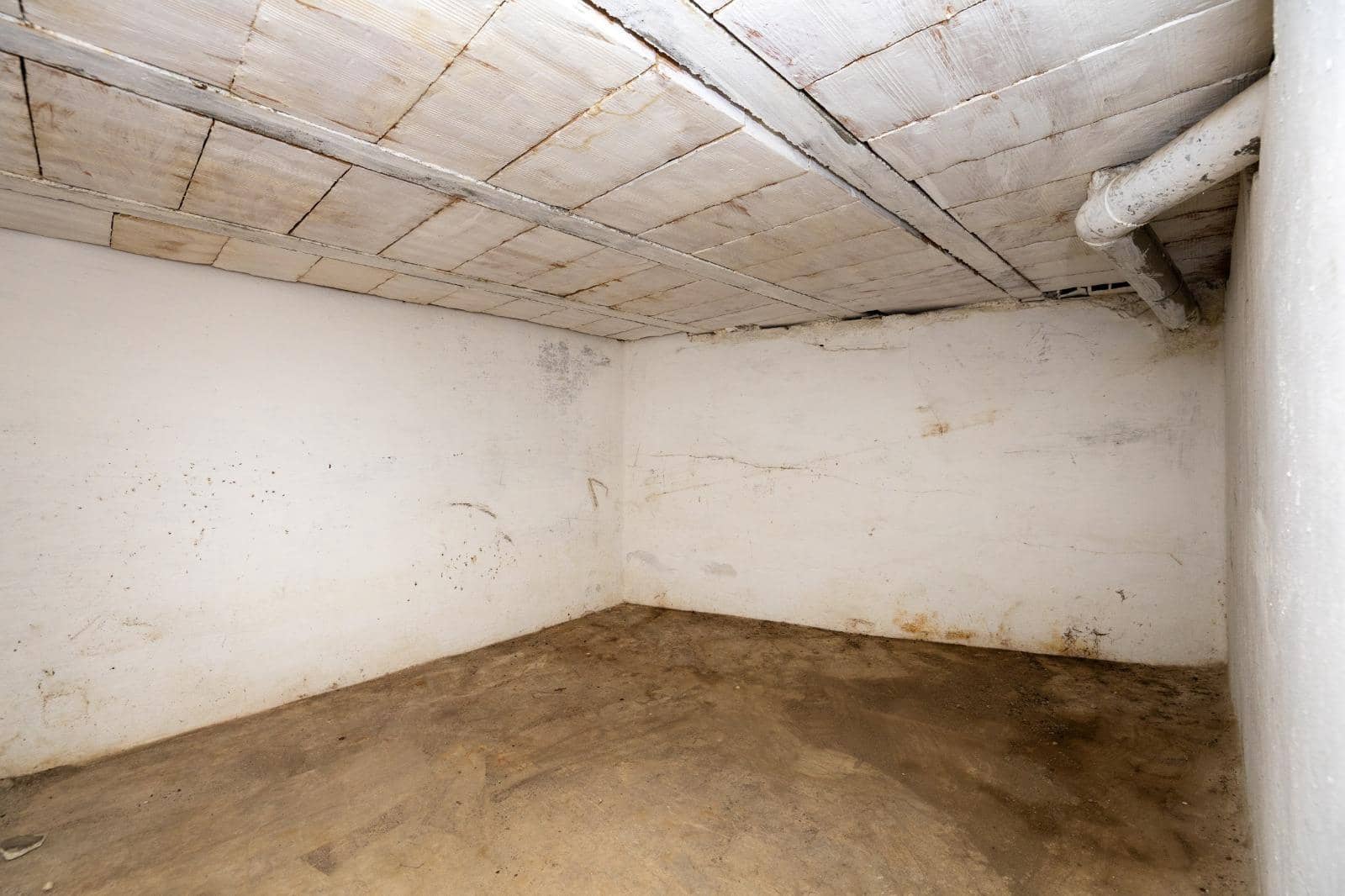 5 soverom Villa til salgs i La Zubia med svømmebasseng garasje - € 225 000 (Ref: 9758224)