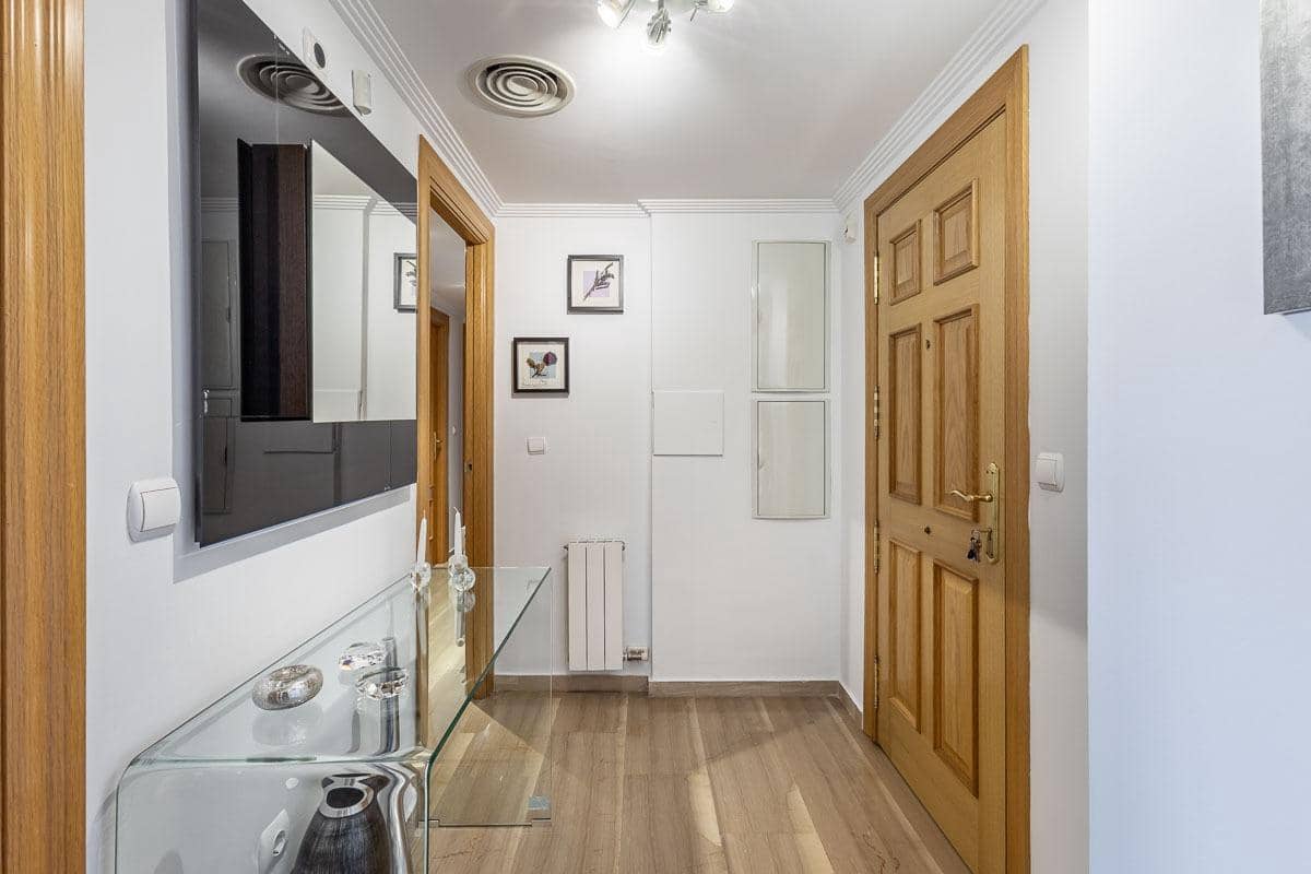 3 soverom Leilighet til salgs i Granada by med garasje - € 425 000 (Ref: 9759193)