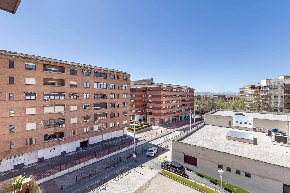 3 soverom Leilighet til salgs i Granada by med garasje - € 425 000 (Ref: 9759193)