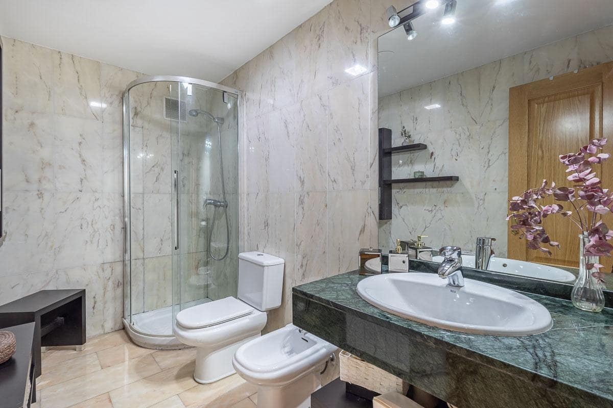 3 soverom Leilighet til salgs i Granada by med garasje - € 425 000 (Ref: 9759193)