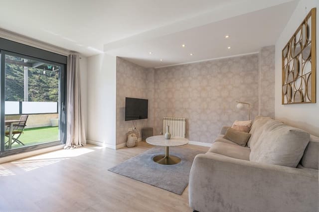 5 makuuhuone Rivitalo myytävänä paikassa Carretera de la Sierra, Granada kaupunki mukana 
autotalli - 475 000 € (Ref: 9762172)