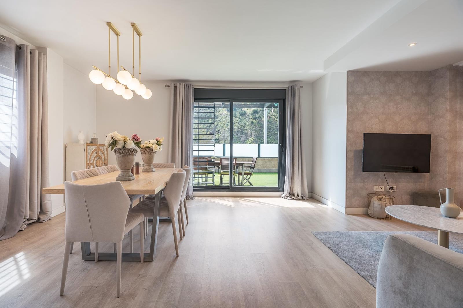 5 soverom Rekkehus til salgs i Granada by med garasje - € 475 000 (Ref: 9762172)